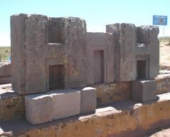 Puma-Punku-Interlocking-Wall